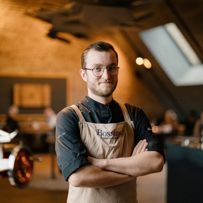 Julien à Bossimé, parcours d’un jeune cuisinier